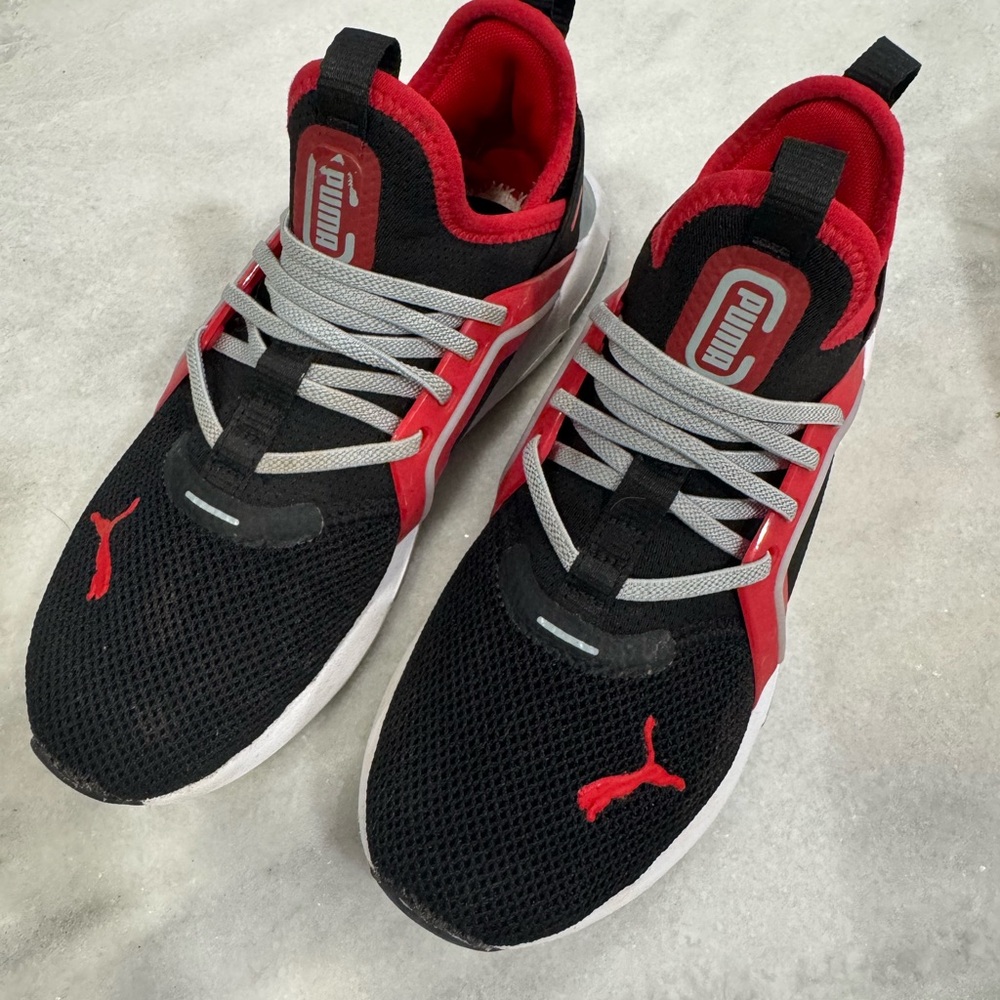 Puma kids Black and Red Sneakers